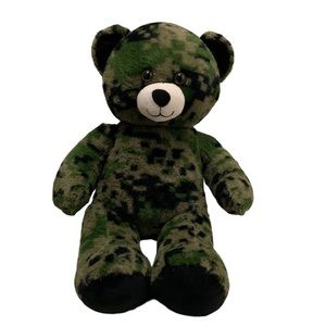 Build-A-Bear  🐻 camouflage Green and Black with song and a heart ❤️ beat!!